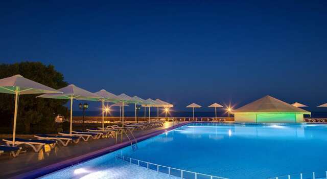 Гостиница Riviera Sunrise Resort  & SPA Алушта-37